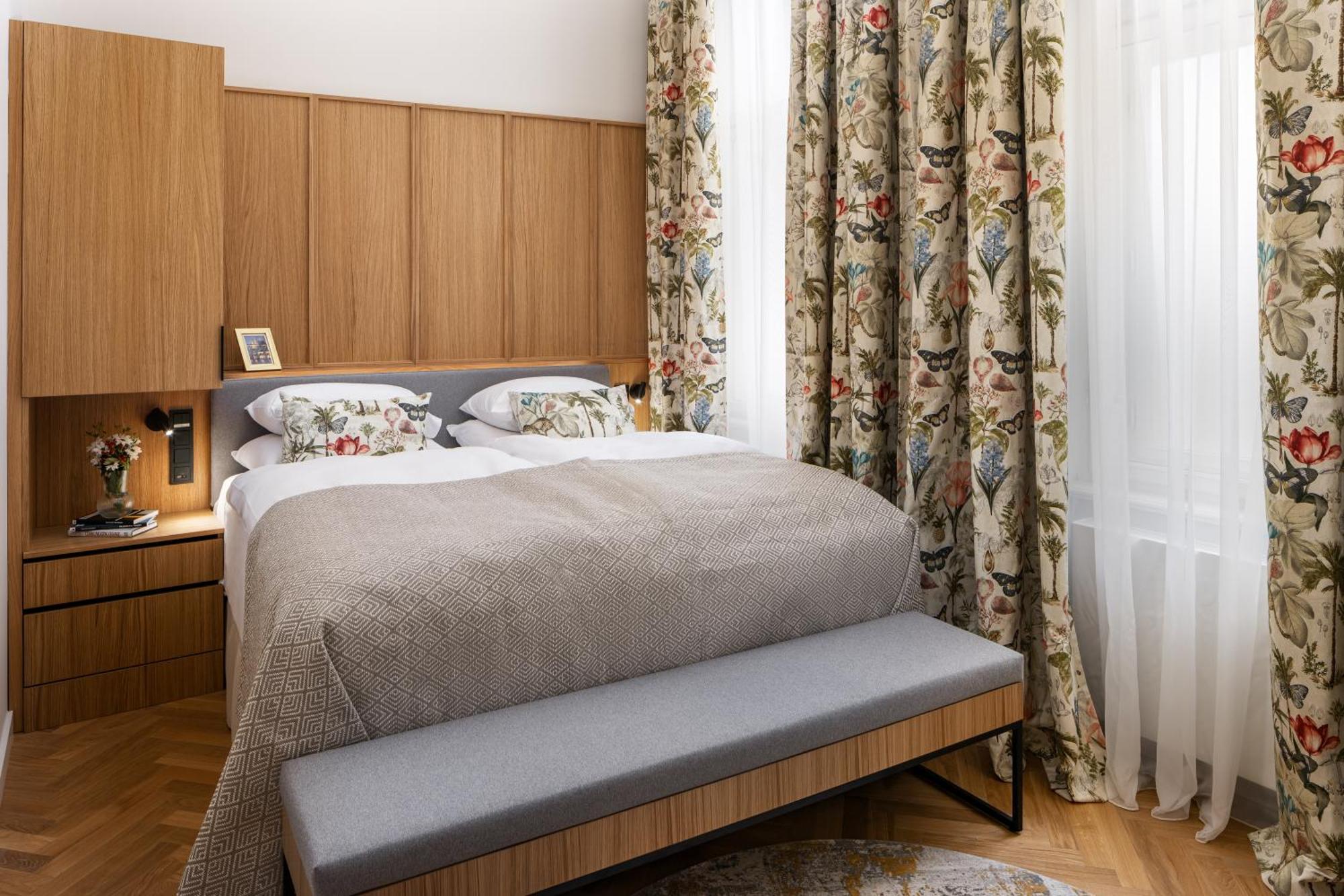 R16 Residences Praag